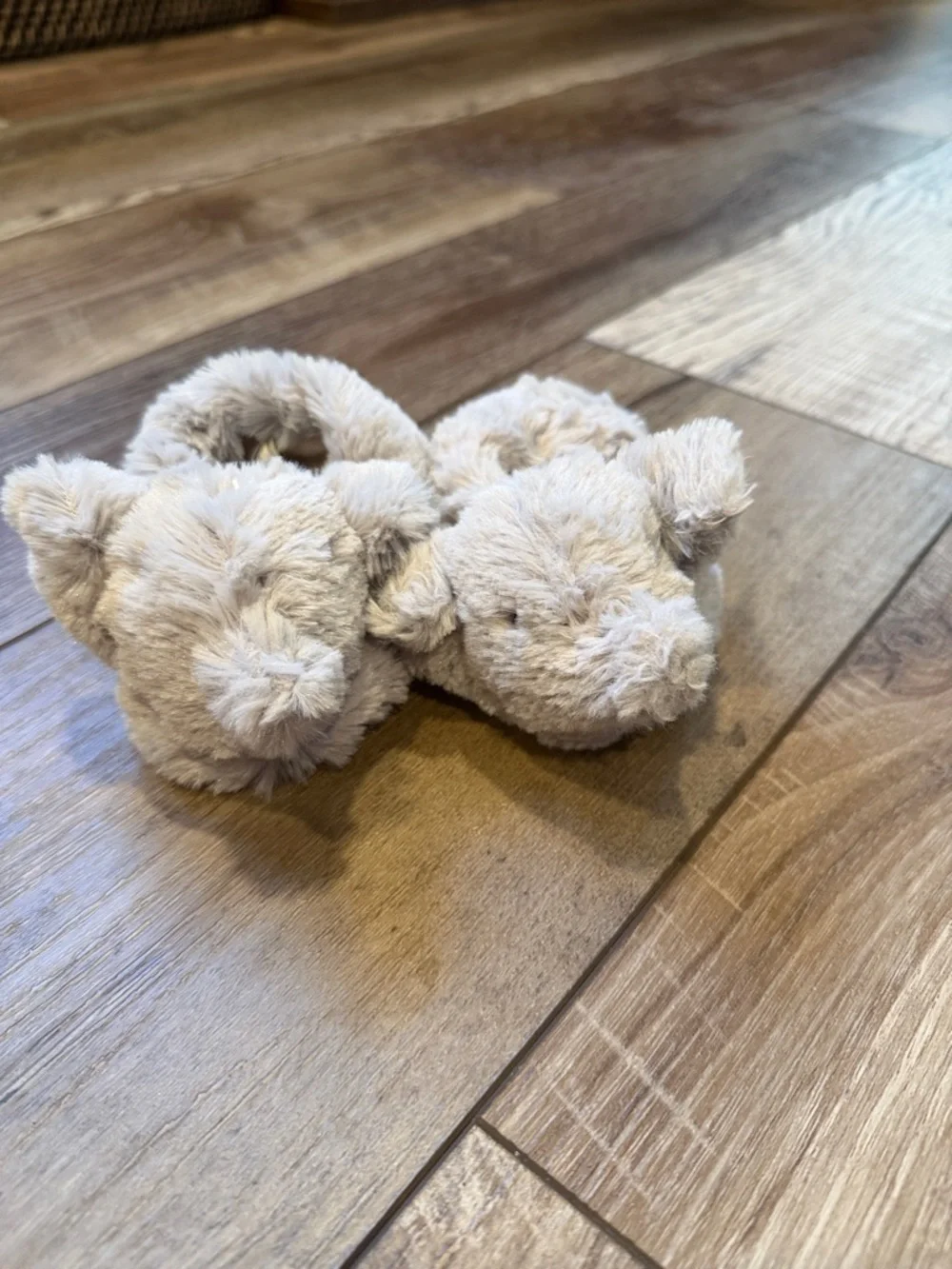 Pottery Barn Kids Cozy Grey Plush Elephant Kids Slippers Size 6-12 Months